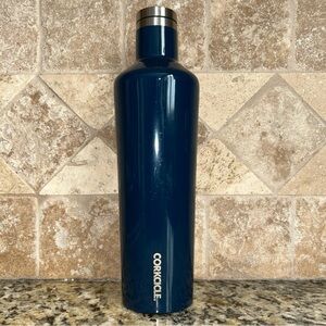 Corkcicle Brand Insulated Water Bottle. Deep Blue Popular Color, Holds 25oz